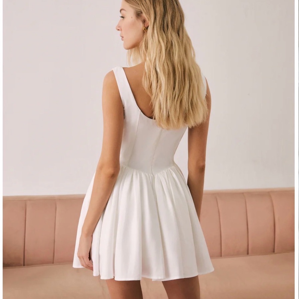 Commense French Elegant Solid Short Dress - Picture 2 of 6